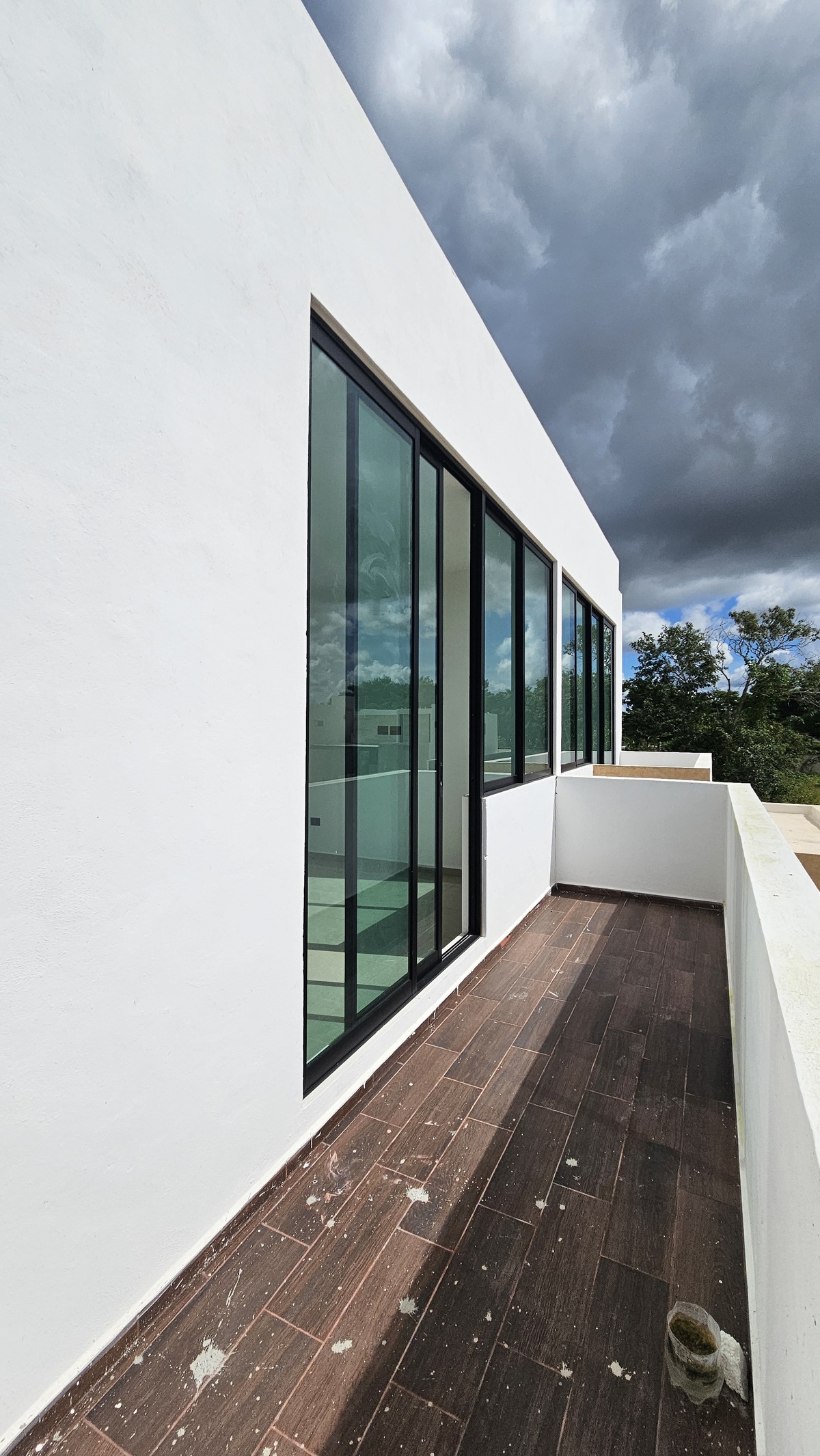 16 de 42: Balcon