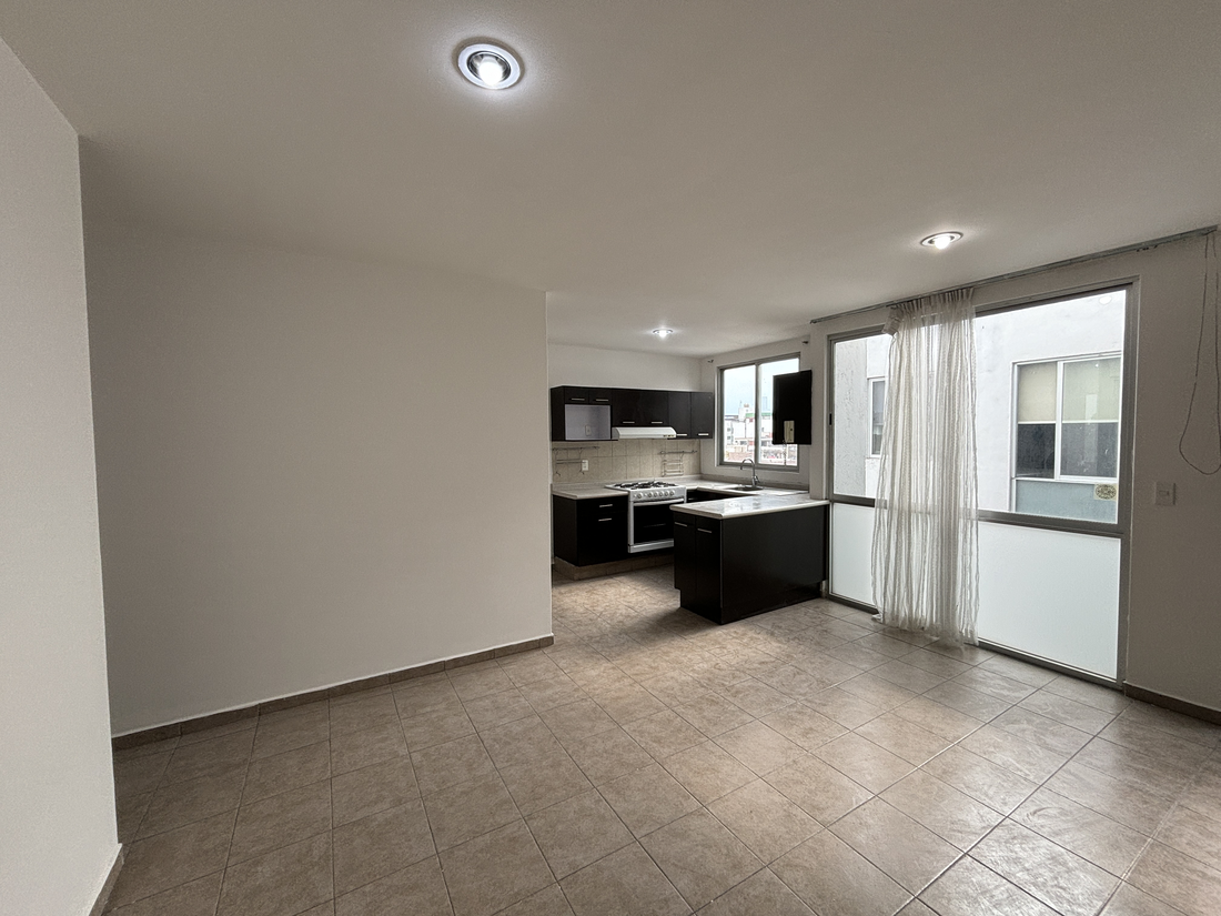 https://assets.easybroker.com/property_images/4626157/77898188/EB-QT6157.png?version=1721718453