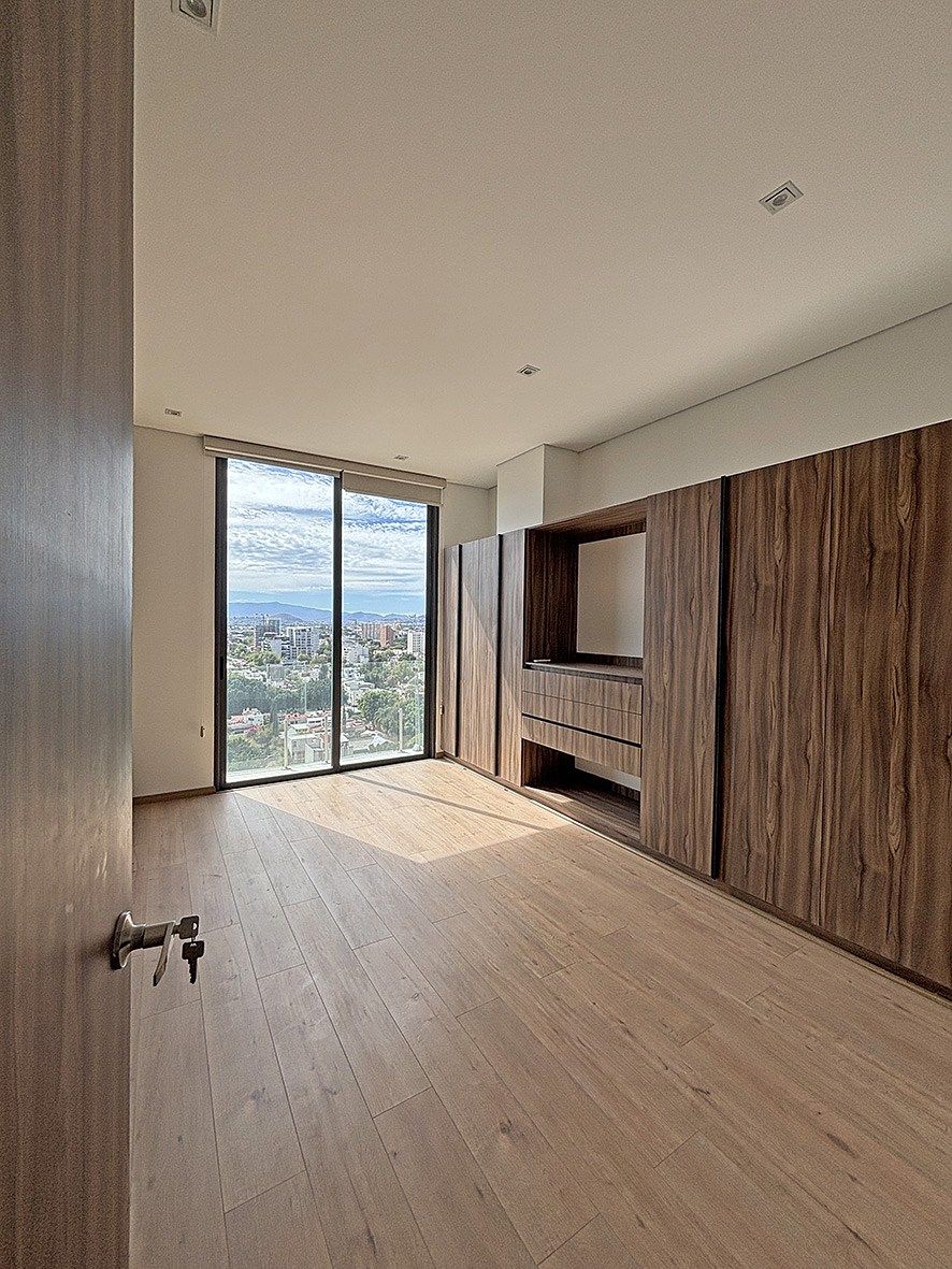 14 de 31: RECAMARA SECUNDARIA 1