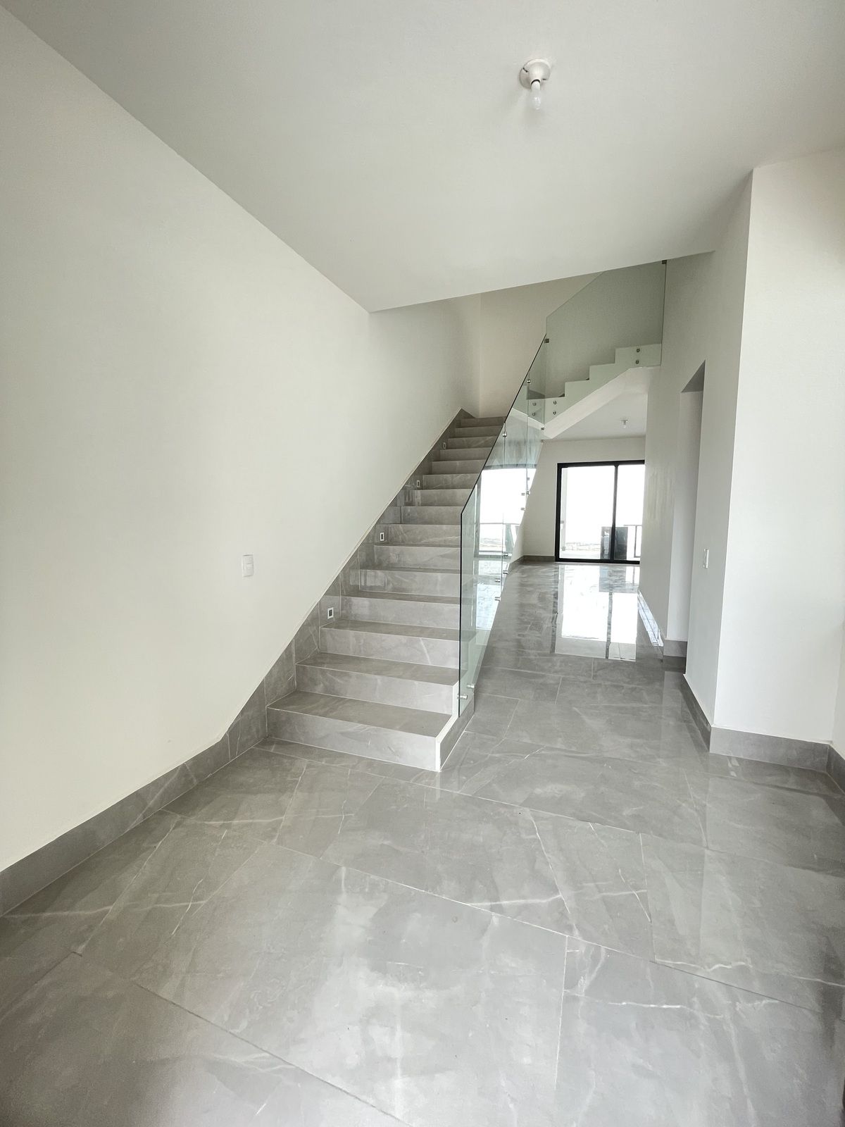 House in Bosques de las Misiones Sector Encino, Santiago, photo 2 of 40