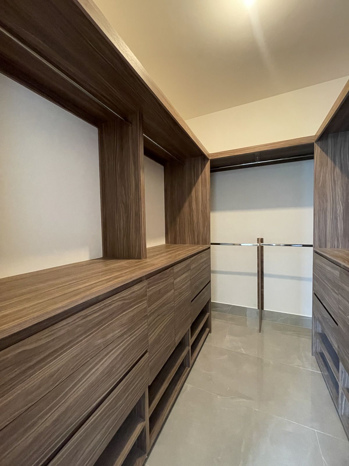 House in Bosques de las Misiones Sector Encino, Santiago, photo 33 of 40
