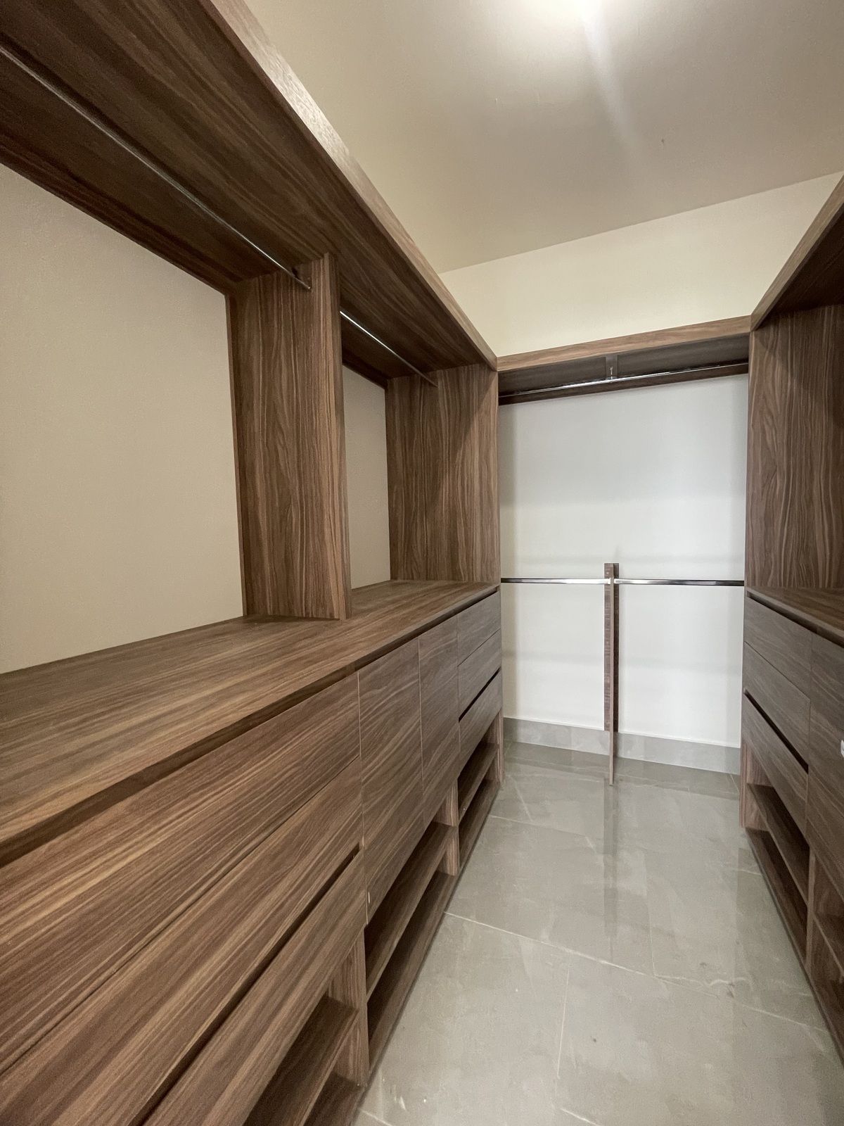 House in Bosques de las Misiones Sector Encino, Santiago, photo 35 of 40