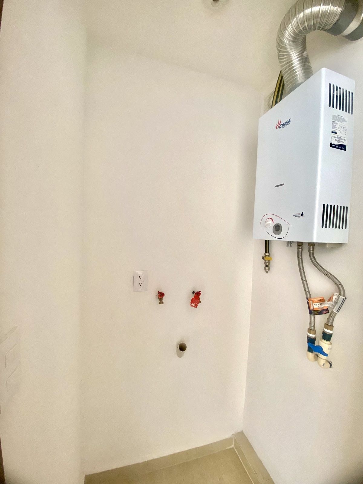 16 of 19: Área de lavado