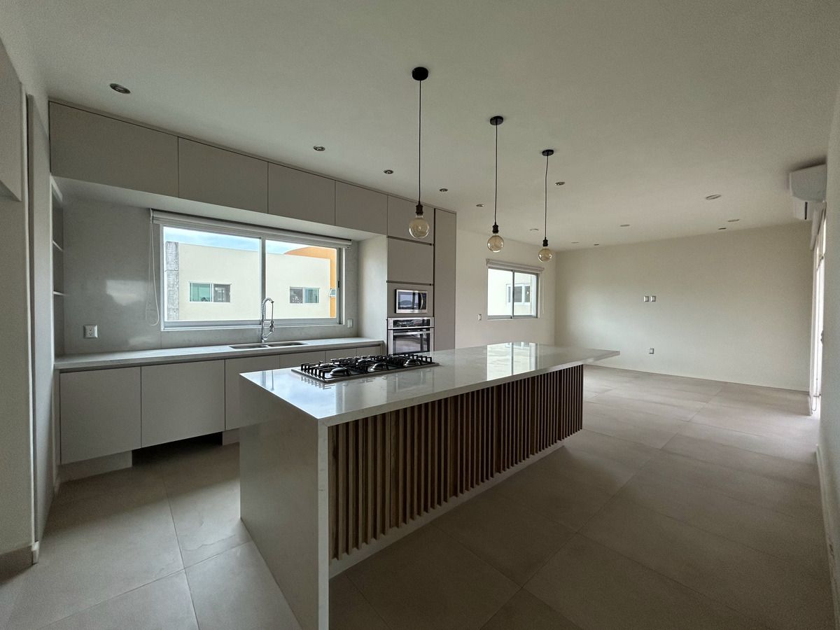 https://assets.easybroker.com/property_images/4629897/77971207/EB-QT9897.jpg?version=1721851835