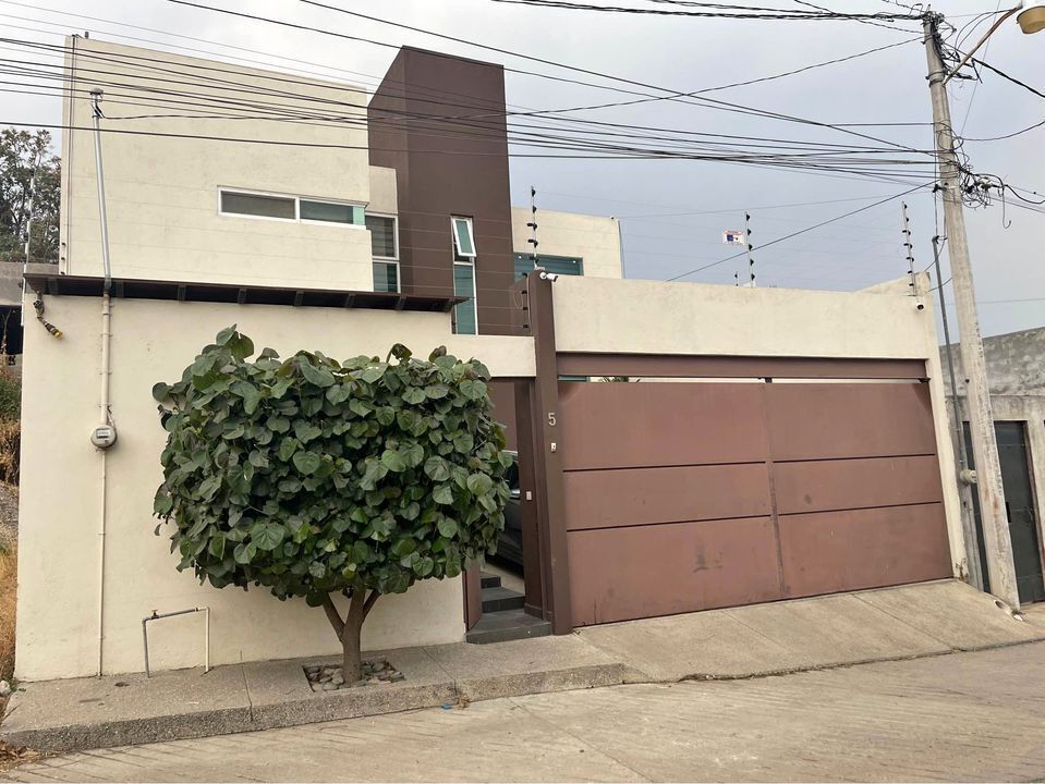 https://assets.easybroker.com/property_images/4632237/78014016/EB-QU2237.jpg?version=1721933830