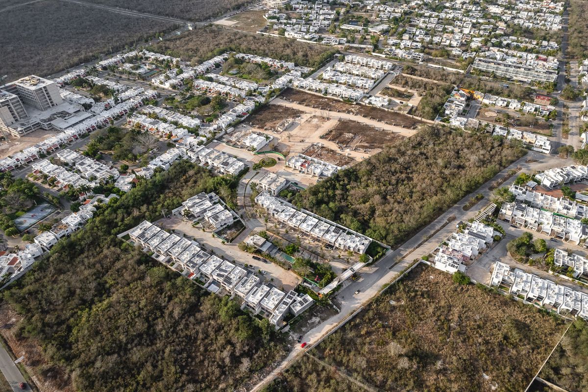 Land for sale within a private area in Santa Gertrudis Copó, Mérida Yucatán - foto 5