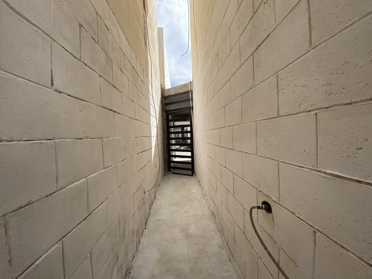 Pasillo lateral