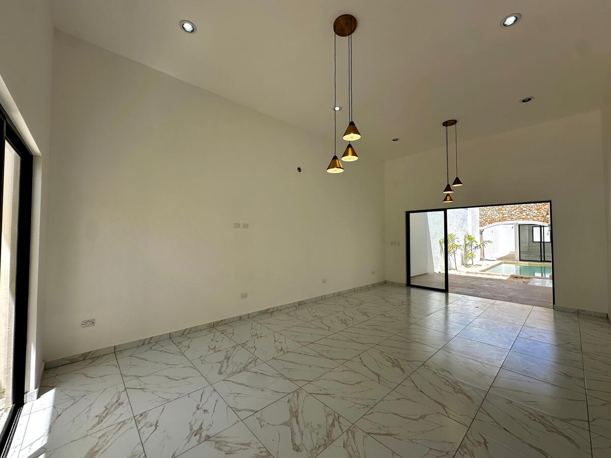 3 de 20: Sala y Comedor