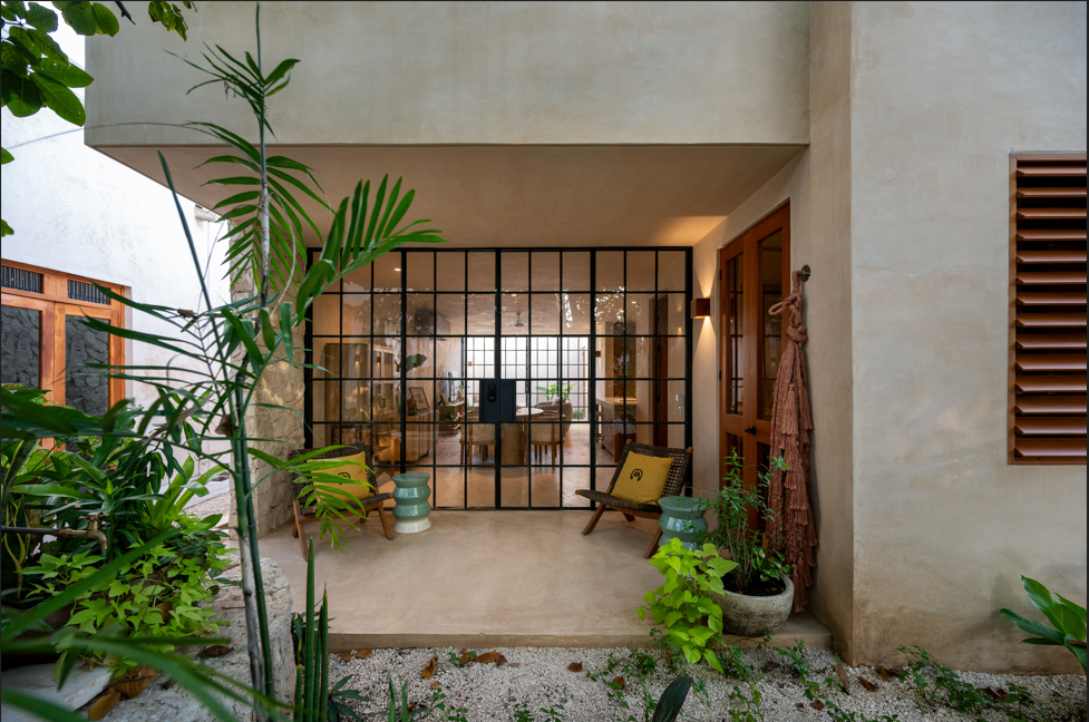 3 de 14: Facahada Principal