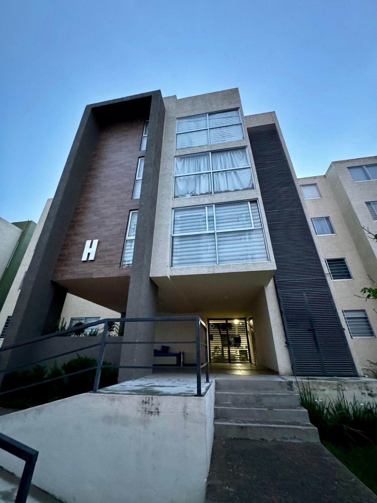 https://assets.easybroker.com/property_images/4642850/78212698/EB-QV2850.jpeg?version=1722382036