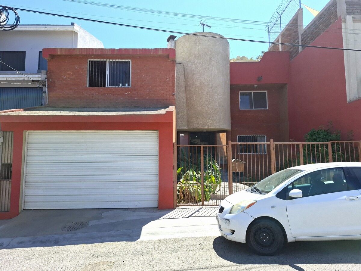 https://assets.easybroker.com/property_images/4643260/78222954/EB-QV3260.jpg?version=1722393331