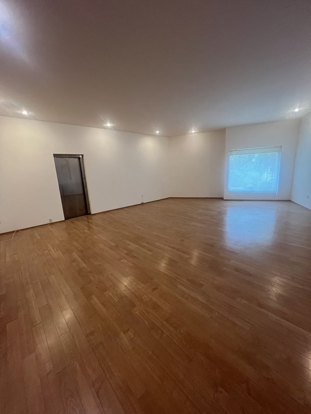 RESIDENCIA EN VENTA EN LOMAS COUNTRY - foto 3
