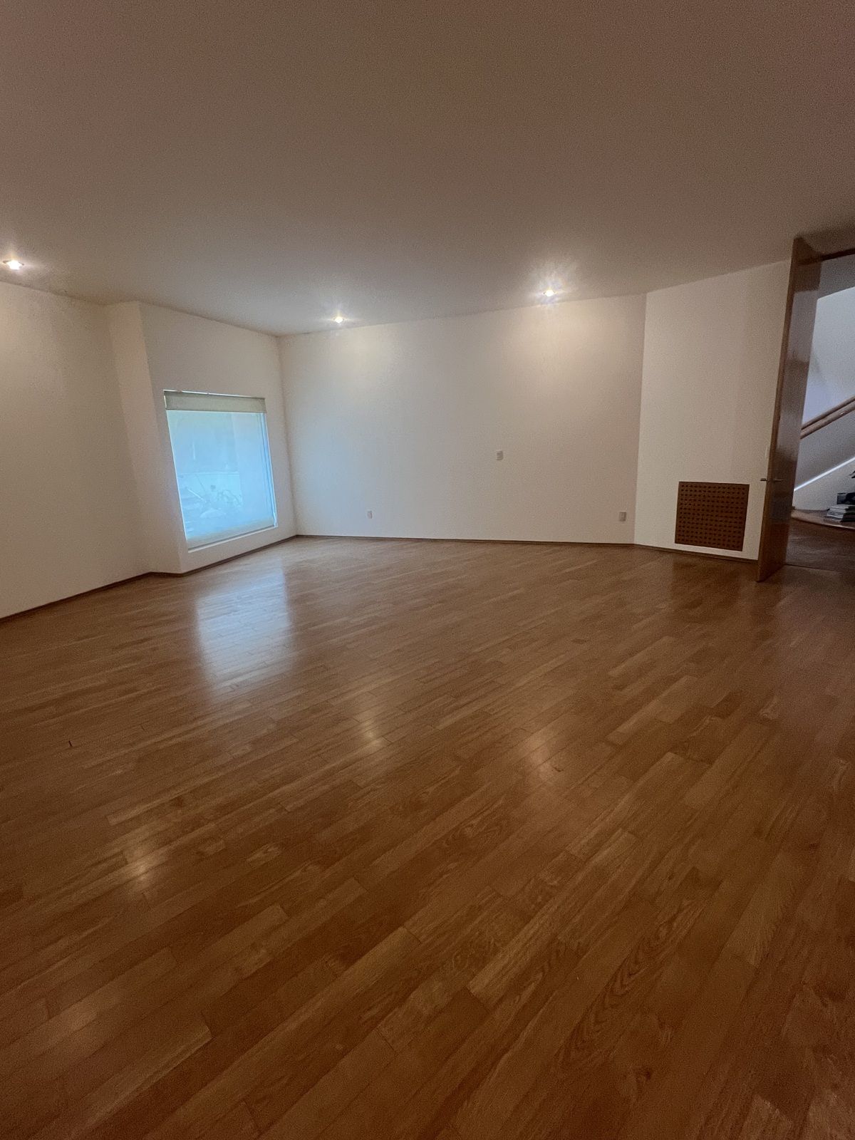 RESIDENCIA EN VENTA EN LOMAS COUNTRY - foto 4