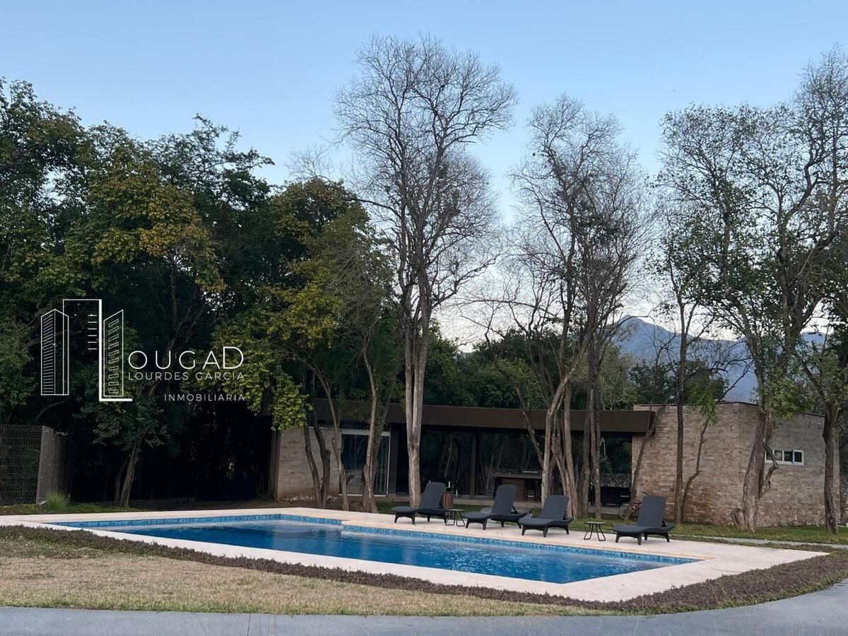 28 de 29: ALBERCA 2