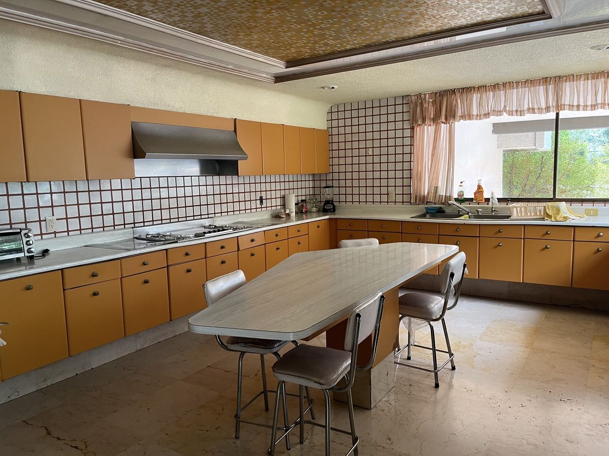7 of 33: Cocina