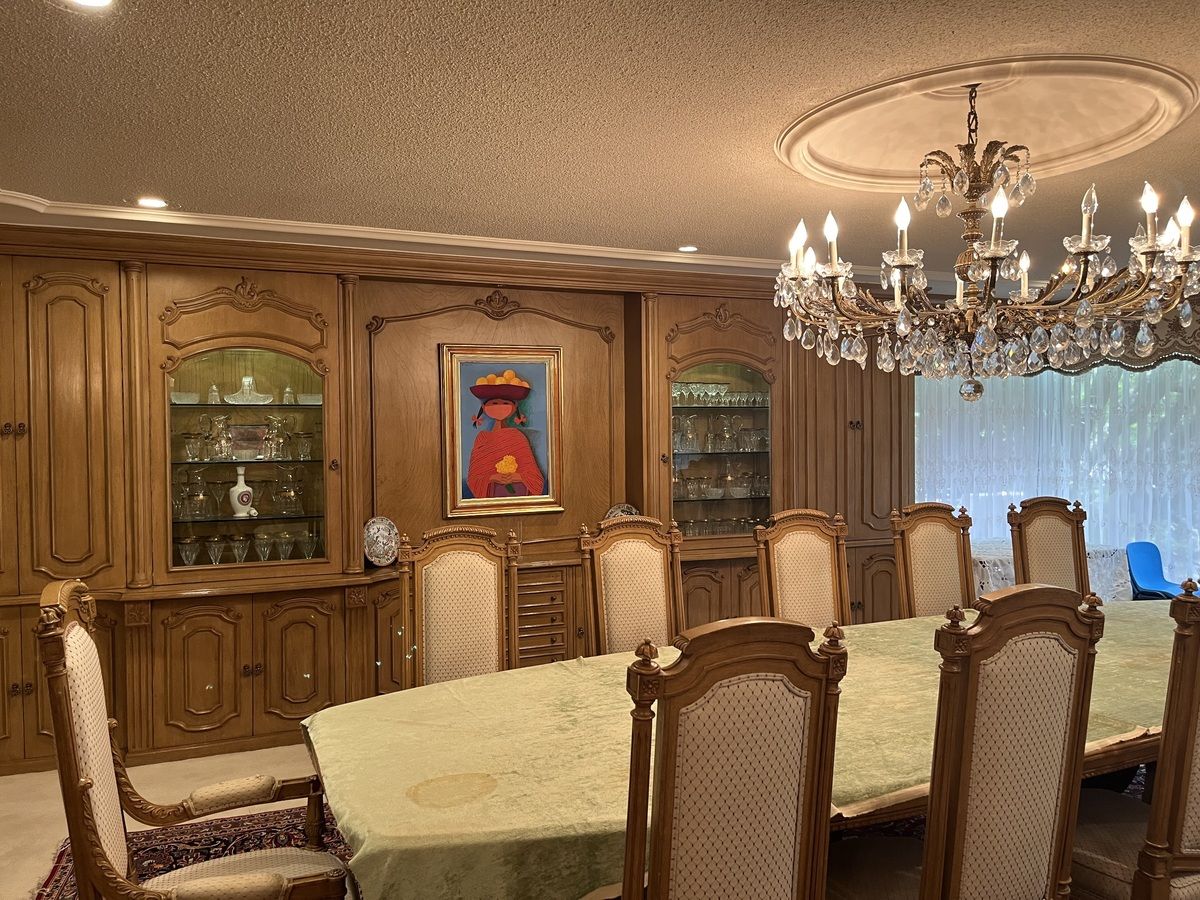 9 of 33: Comedor
