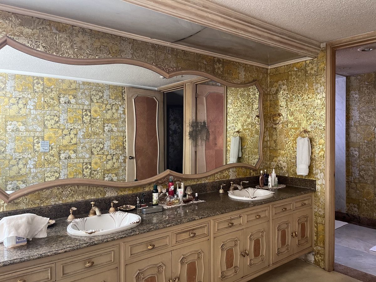31 of 33: Baño recámara principal