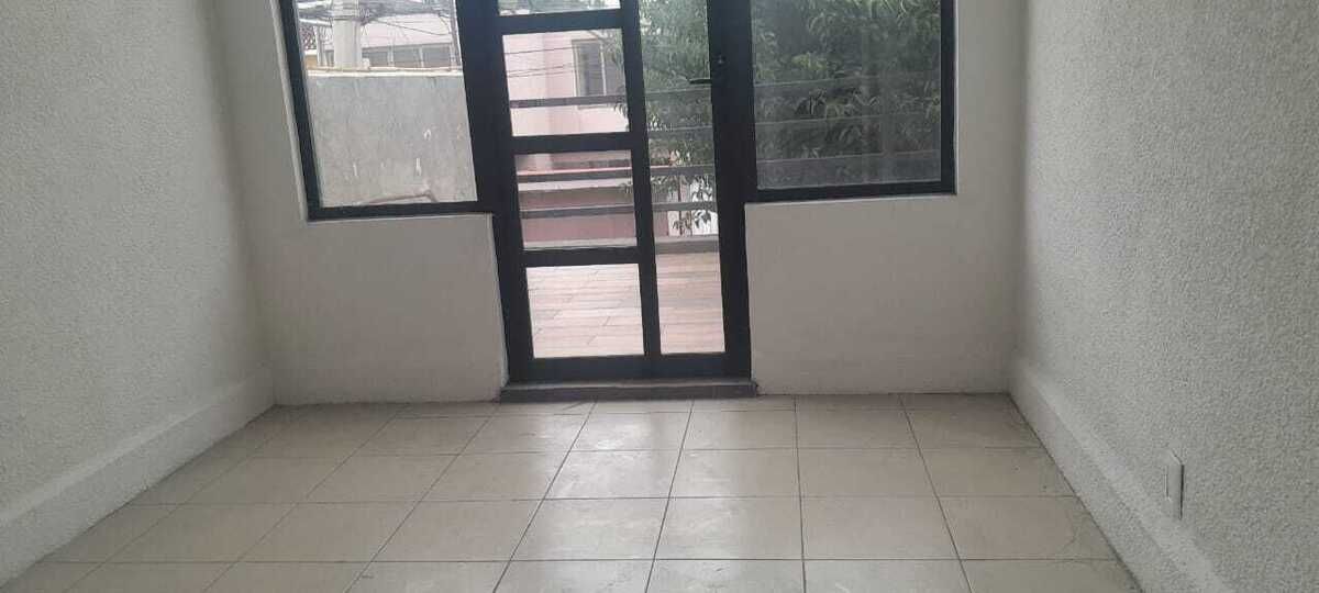 4 de 9