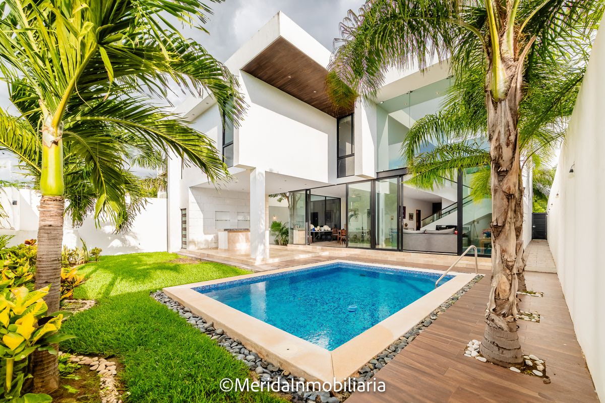 Residencia en Venta en Privada Compostela