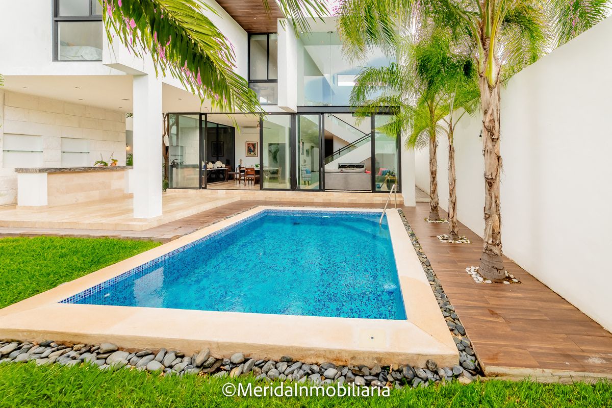 Residencia en Venta en Privada Compostela