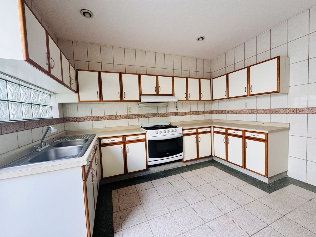 4 de 33: Cocina