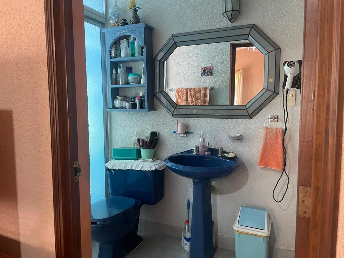 14 of 15: 3 baño completo