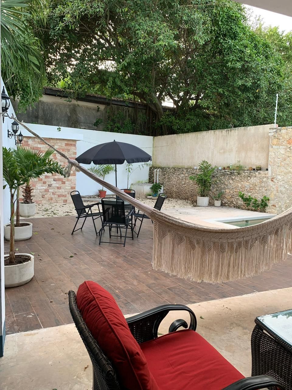 2 of 26: Terraza