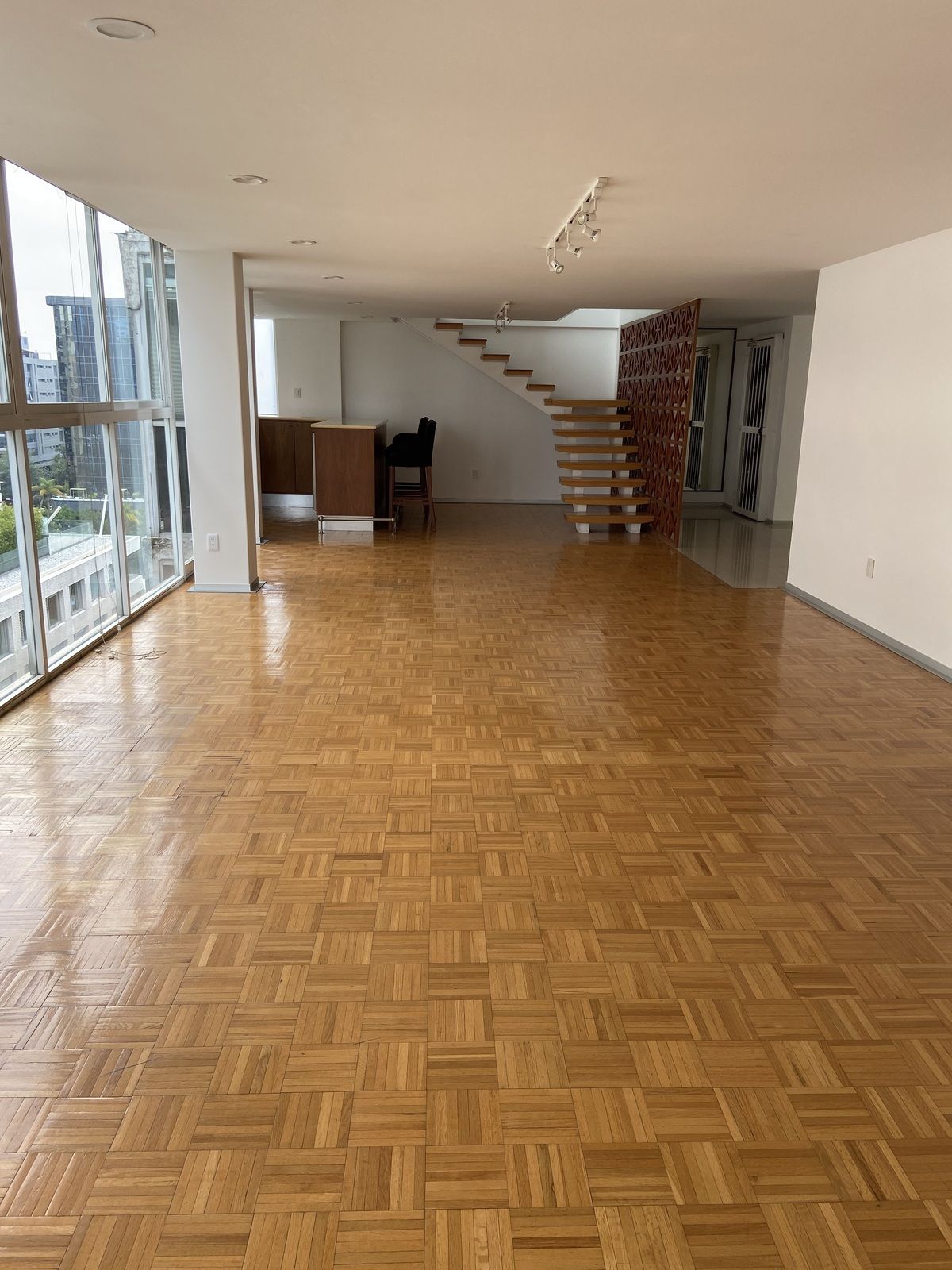 220, Luis Vives, Polanco, Polanco I Sección, 11510 con 3 Recámaras, 3 Baños, 420 Metros Cuadrados y 2 Puestos de Estacionamiento 220, Luis Vives, Polanco, Polanco I Sección, 11510 con 3 Recámaras, 3 Baños, 420 Metros Cuadrados y 2 Puestos de Estacionamiento