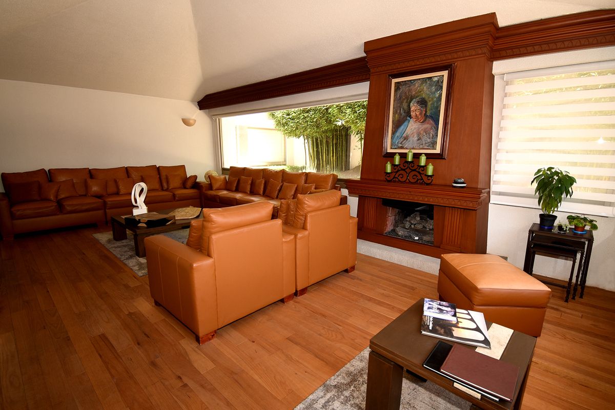 https://assets.easybroker.com/property_images/4650617/78360949/EB-QW0617.jpg?version=1722645259