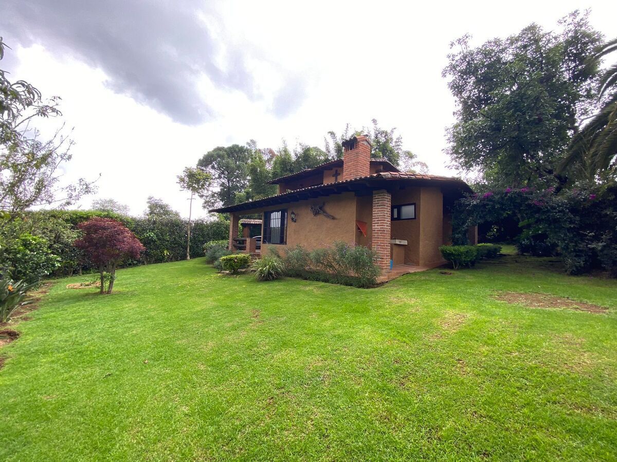Casa para alugar em Casas Viejas, Valle de Bravo, foto 1 de 12