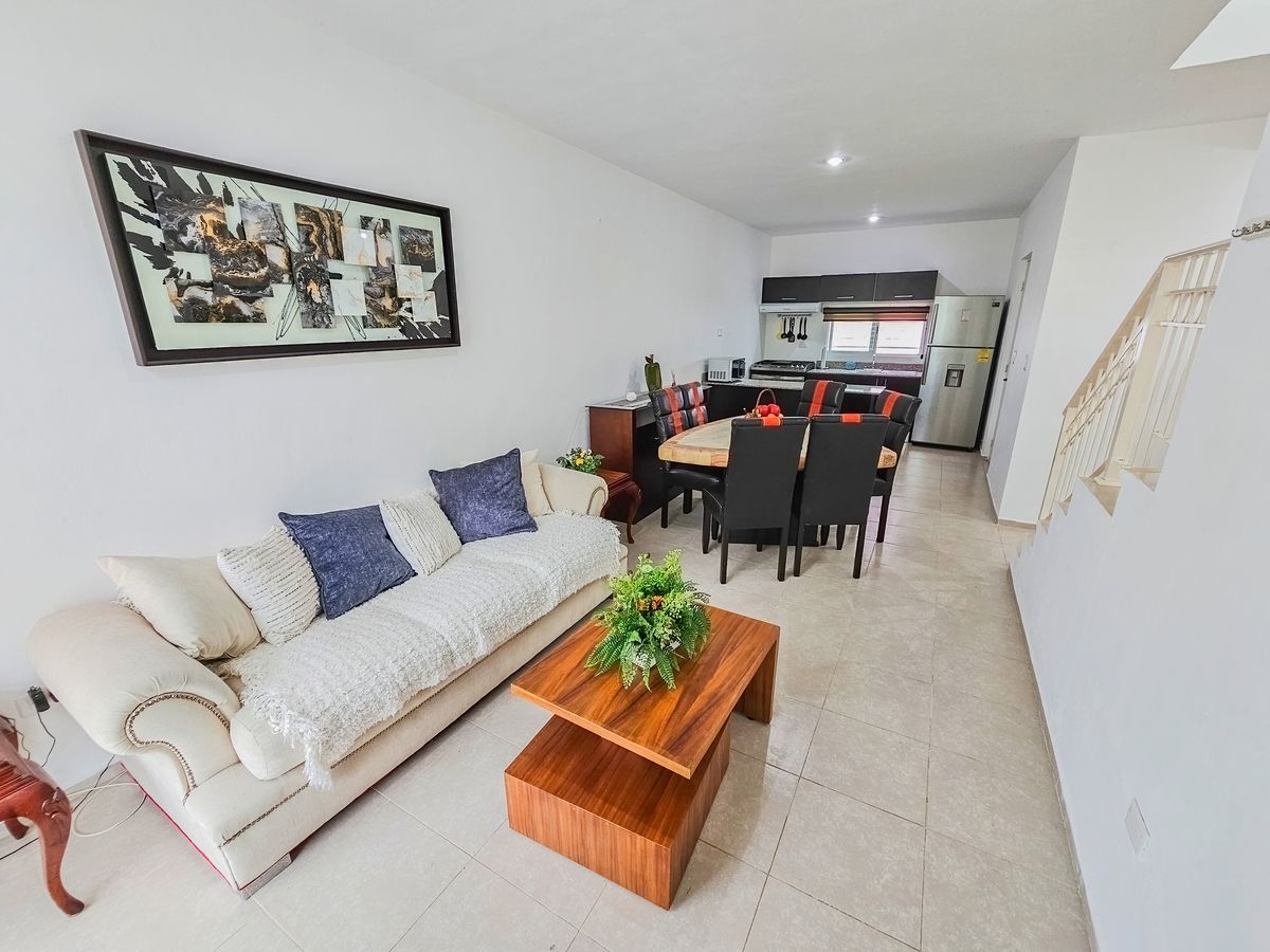 2 de 19: Sala comedor