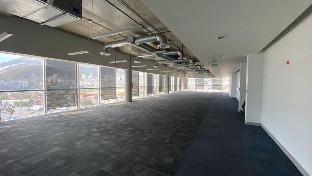 OFICINA EN RENTA - Av San Jerónimo
