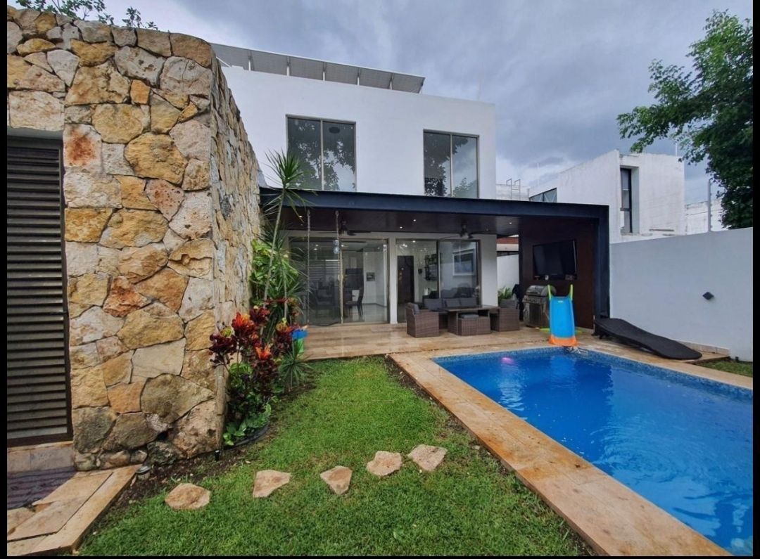 5 de 8: jardín piscina