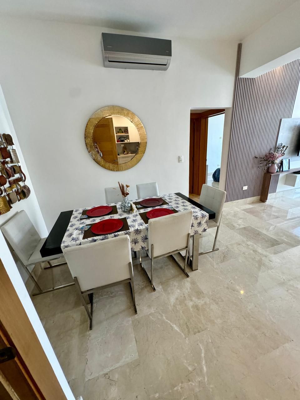 3 de 27: COMEDOR -SALA