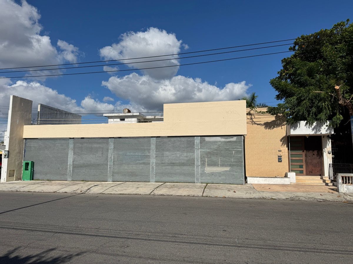 Local comercial sobre avenida Cupules
