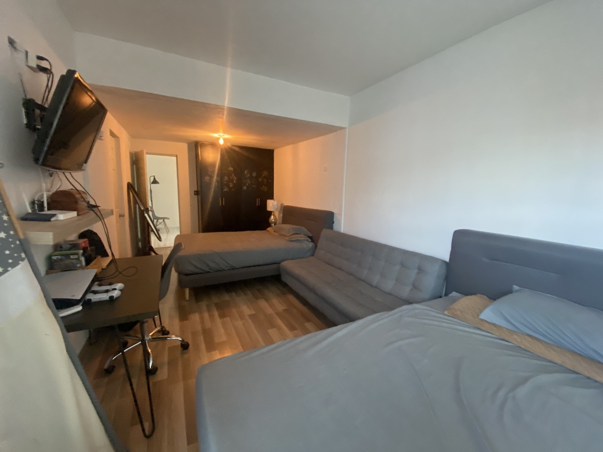 Amplia recámara secundaria