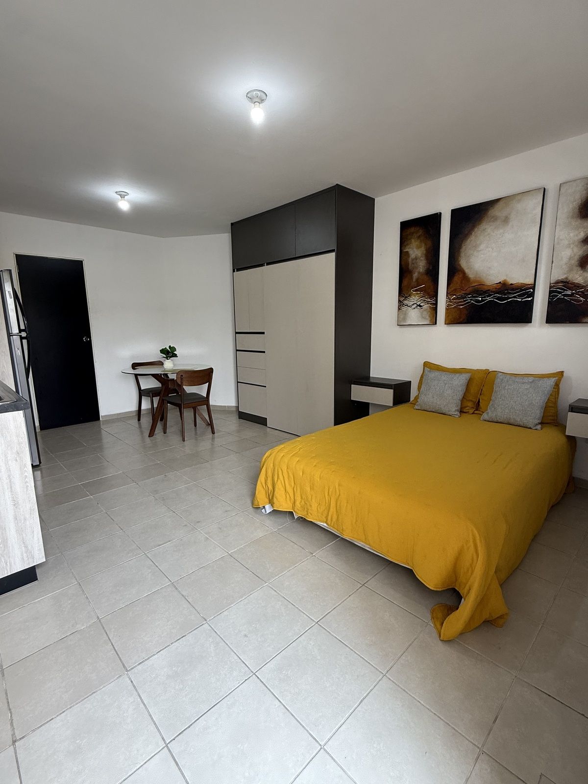 RENTO LOFT AMUEBLADO EN SAN NICOLAS, foto 1 de 7