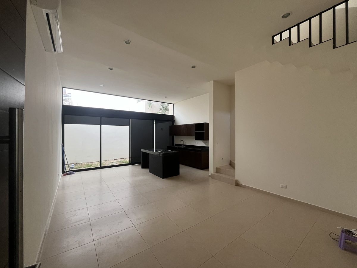 Casa en condominio en Montebello, Mérida, foto 3 de 14