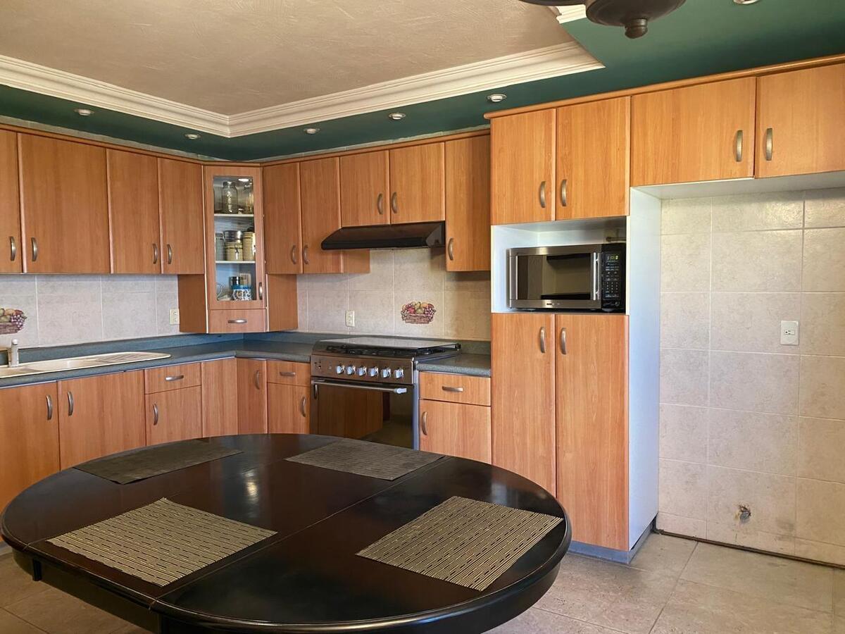 1 of 36: Cocina