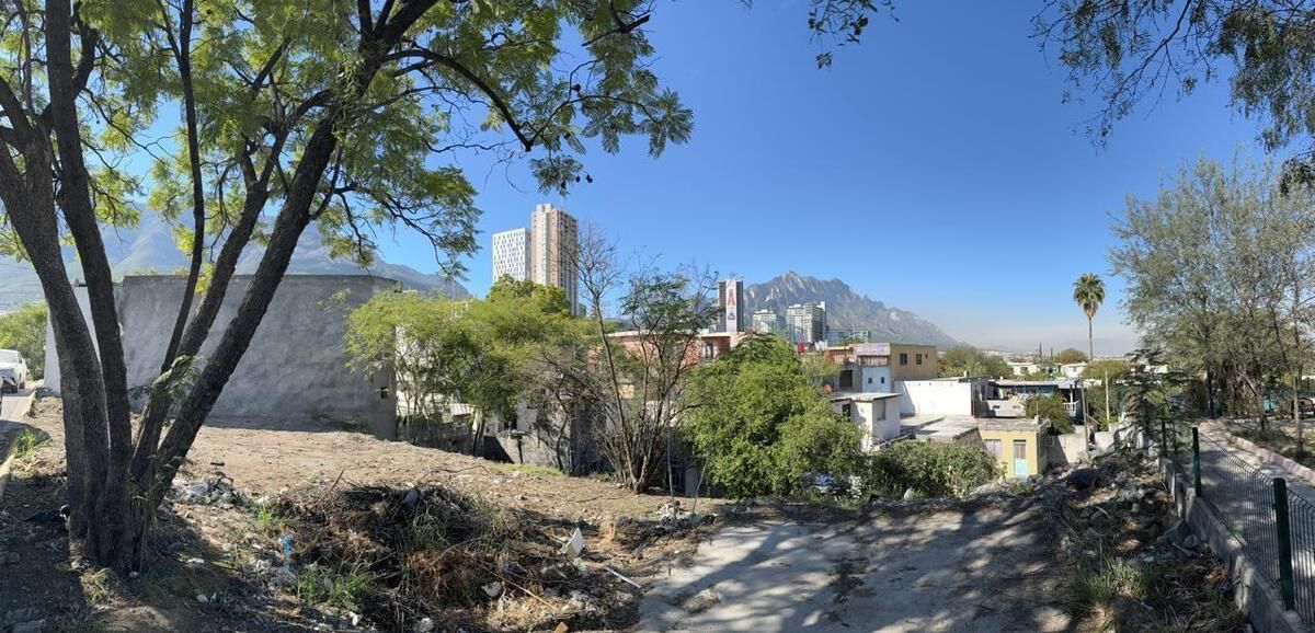 https://assets.easybroker.com/property_images/4660501/78547982/EB-QX0501.jpeg?version=1723076096
