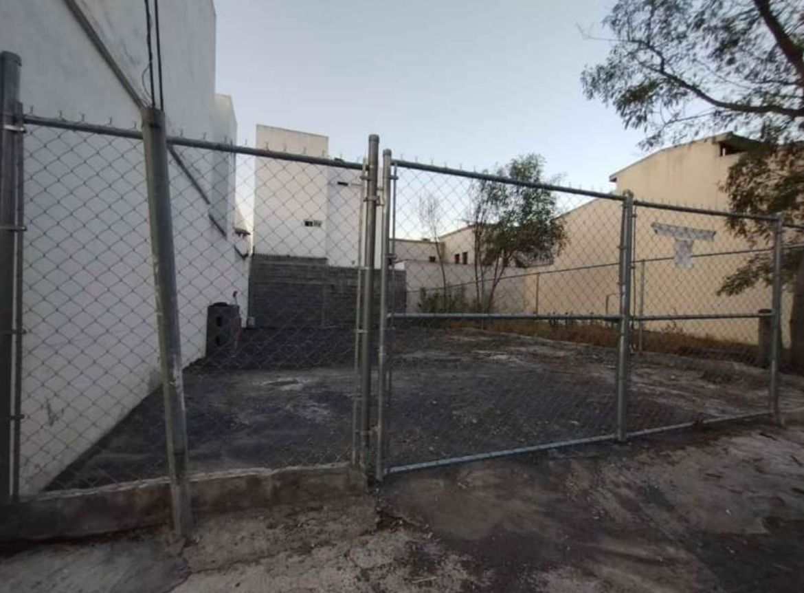 https://assets.easybroker.com/property_images/4665474/78656035/EB-QX5474.jpeg?version=1723235599