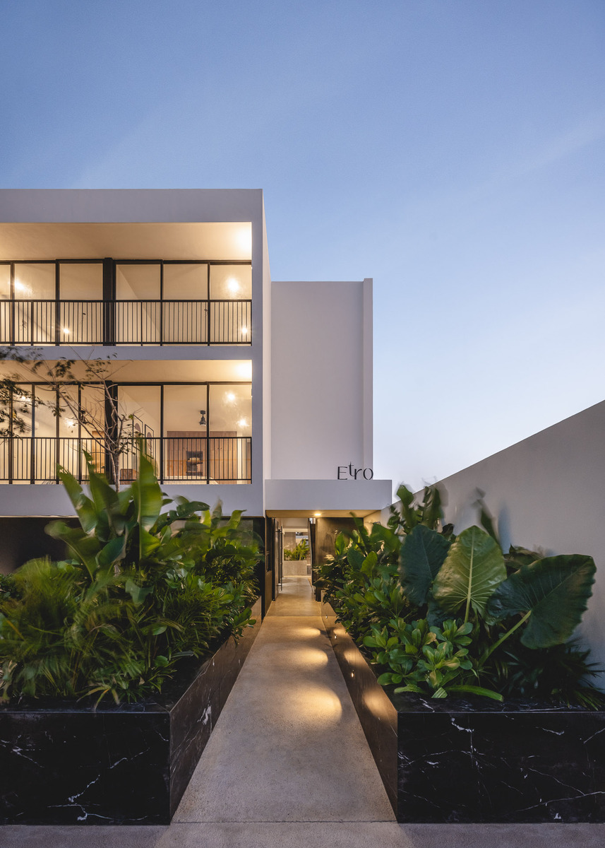 10 of 12: Acceso Principal