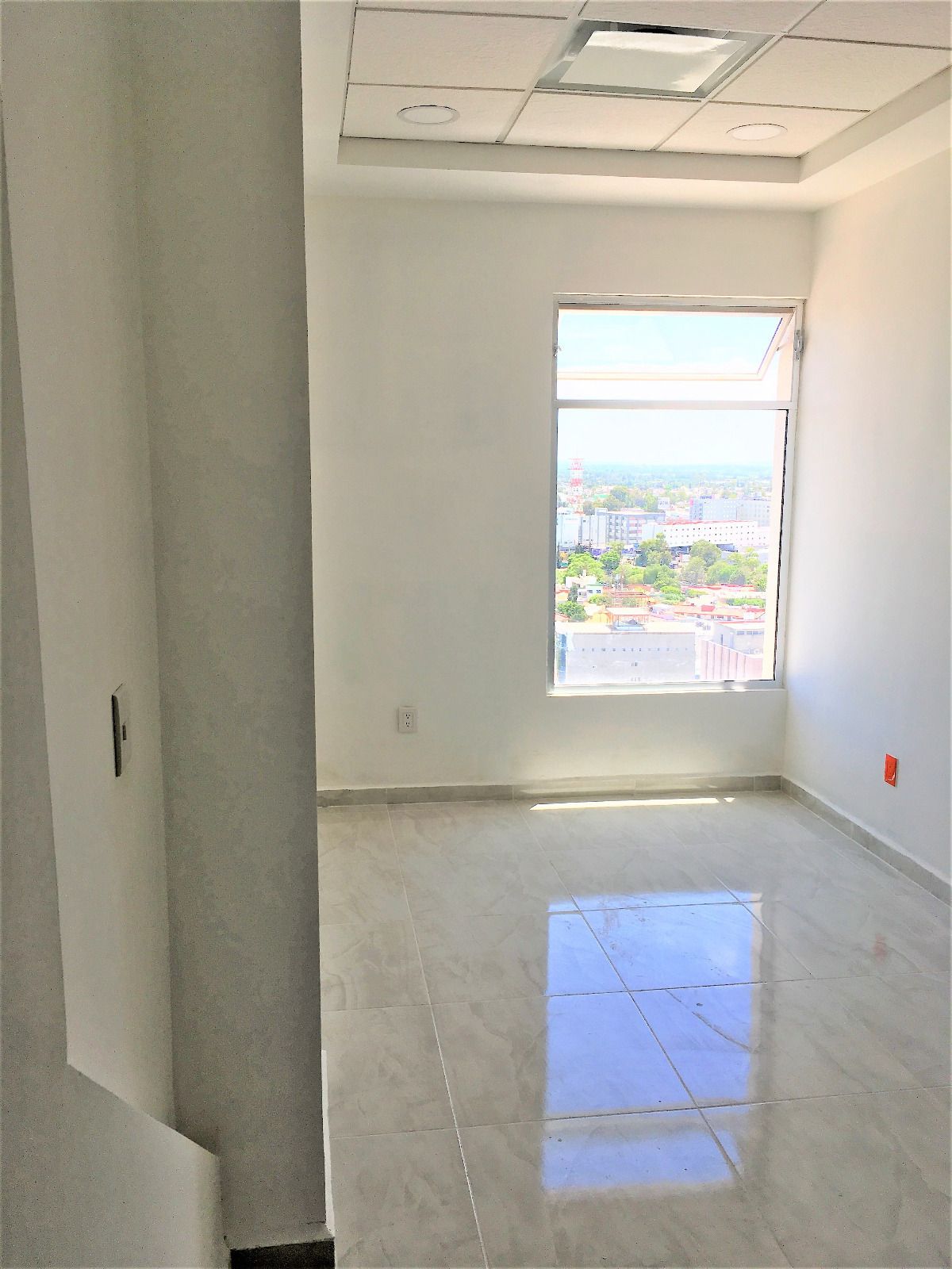 ESCRITÓRIO PARA ALUGUEL CLÍNICA H+ QUERETARO, foto 1 de 3