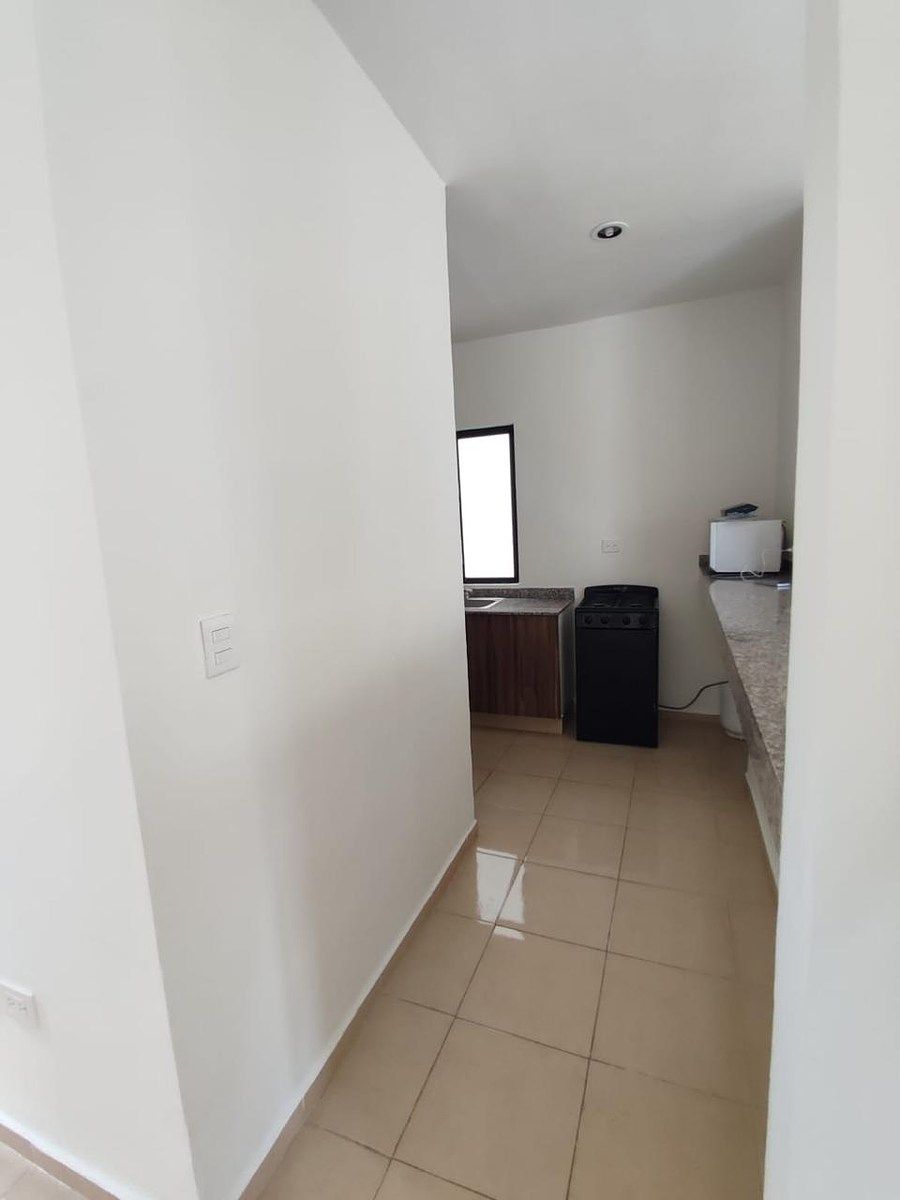 House in Tixcacal Opichen, Mérida, photo 12 of 37