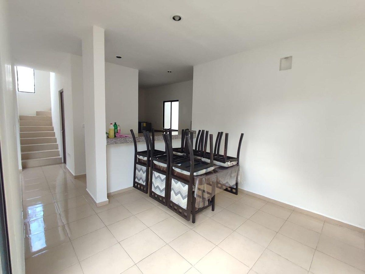 House in Tixcacal Opichen, Mérida, photo 15 of 37