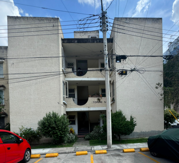 https://assets.easybroker.com/property_images/4669569/78741744/EB-QX9569.PNG?version=1723504578