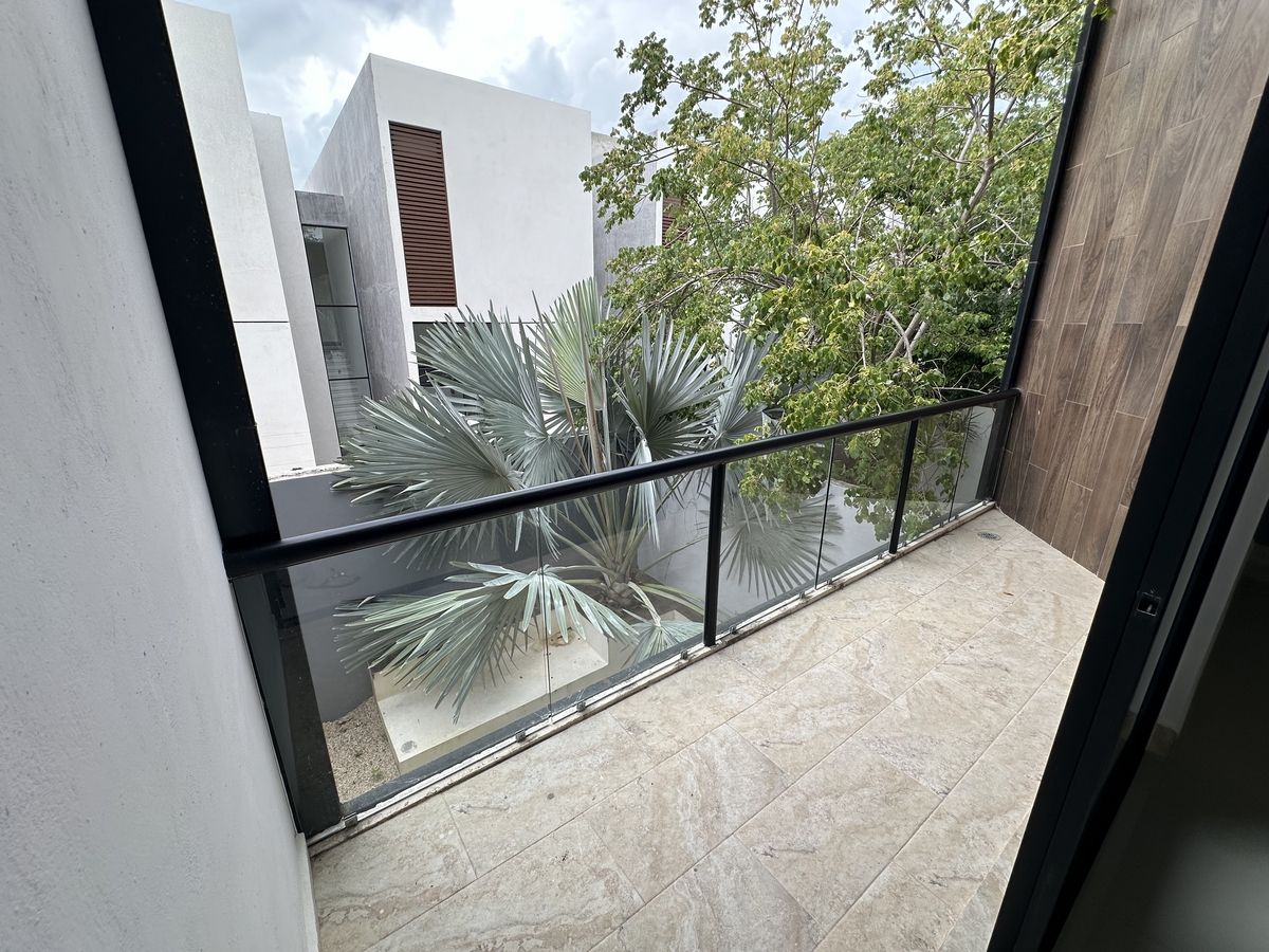 15 of 28: TERRAZA HAB PRINCIPAL