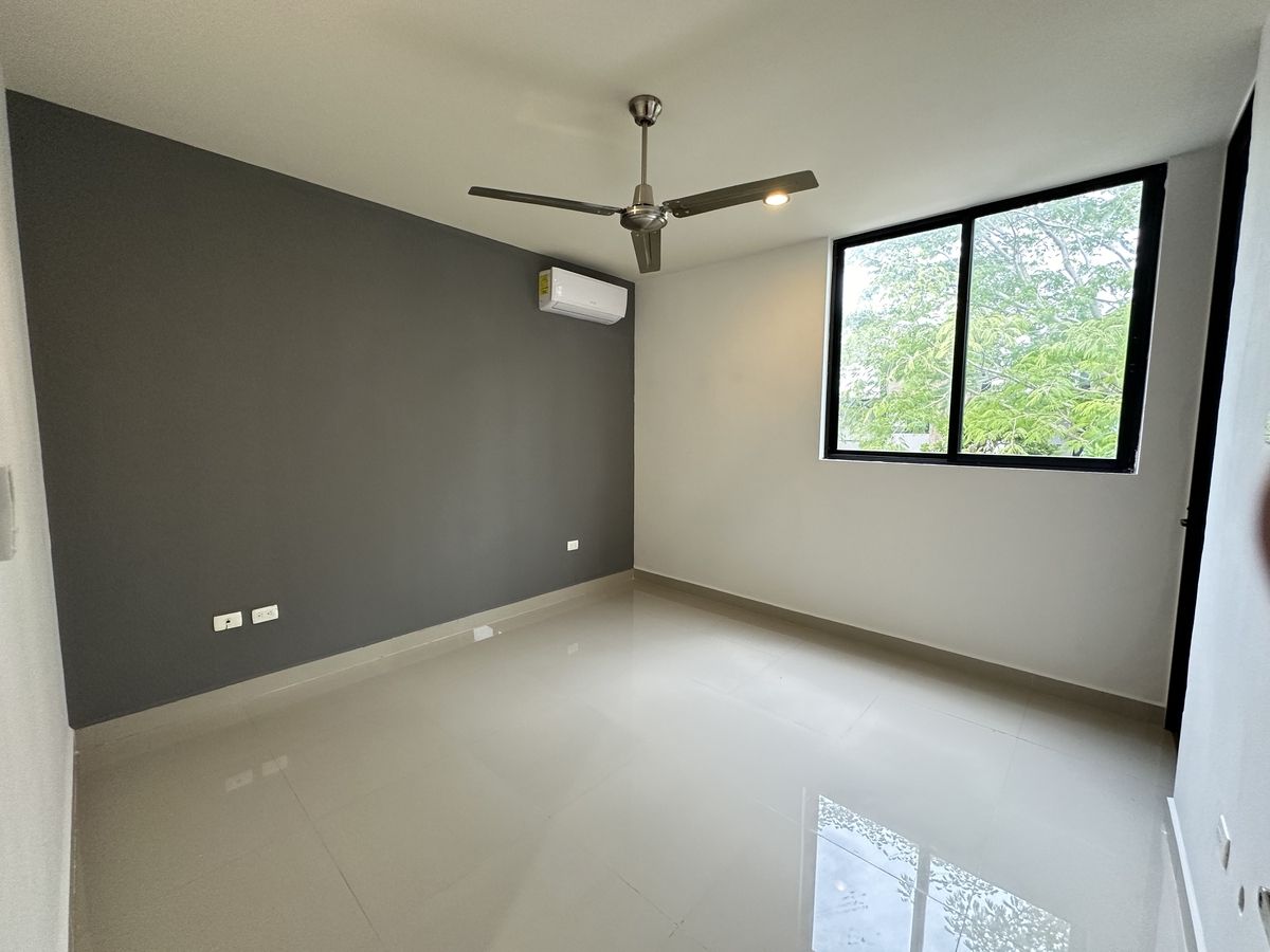 23 of 28: HABITACION SECUNDARIA