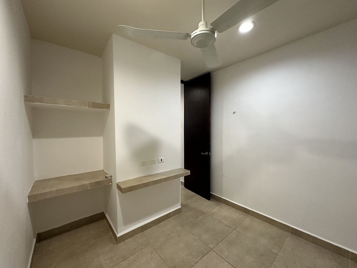 9 of 28: AREA DE LAVADO Y CUARTO DE SERV