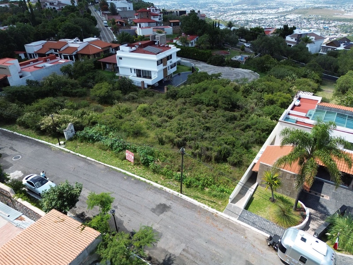 2 de 4